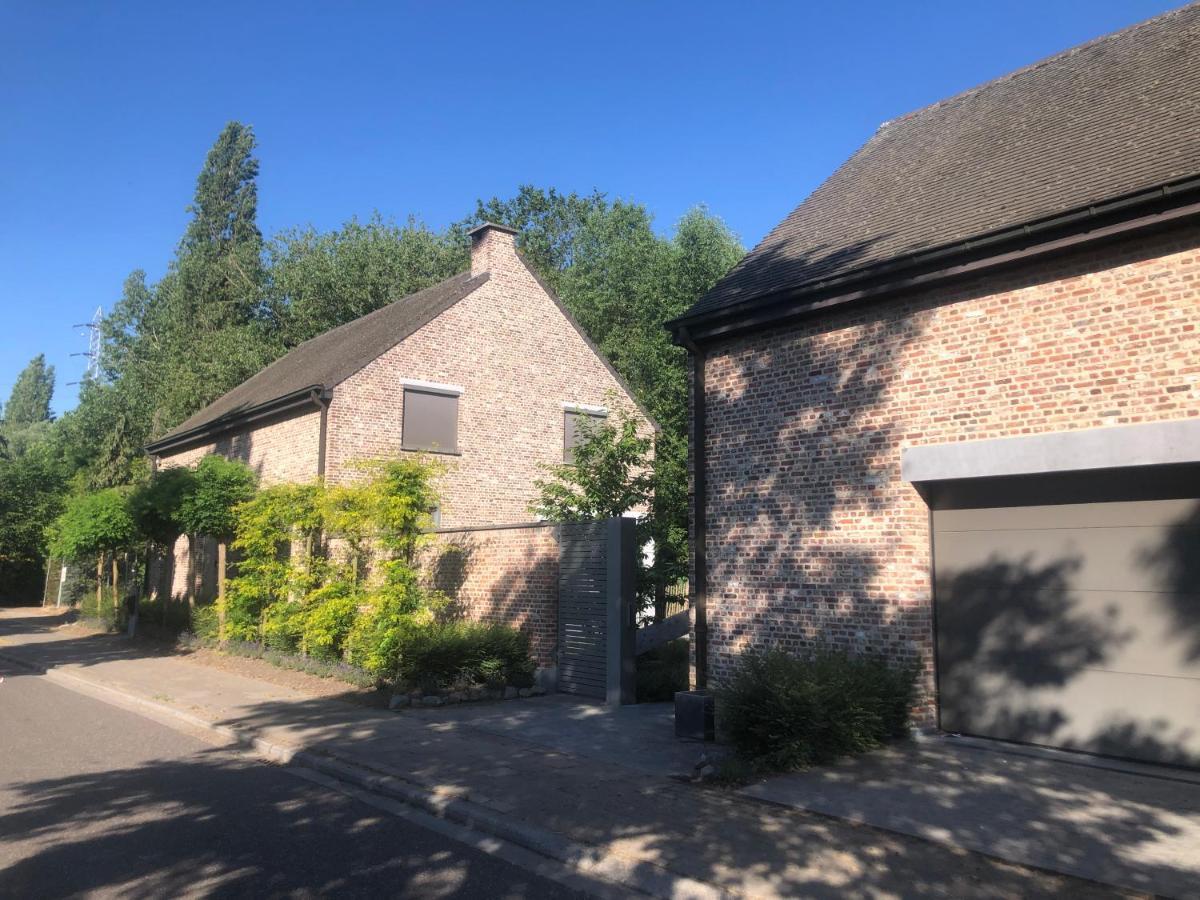 Landelijke Villa Met Zwembad En Gezellige Openhaard Zemst Luaran gambar